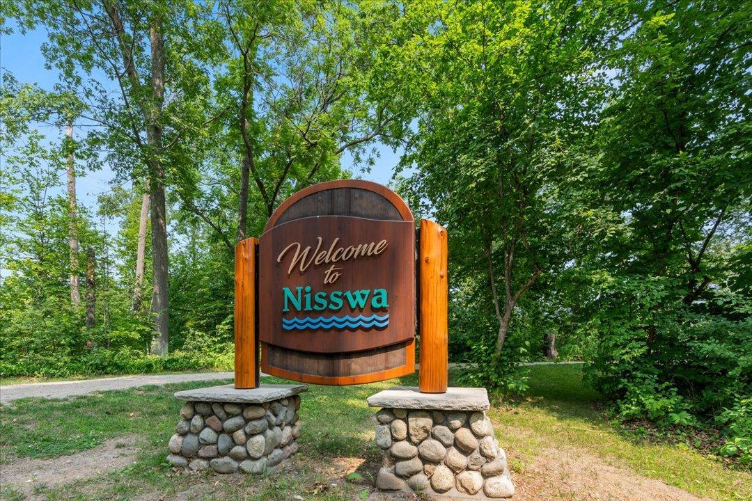 25483 Twin Leaf Circle, Nisswa MN 56468 - Photo 3 of 10