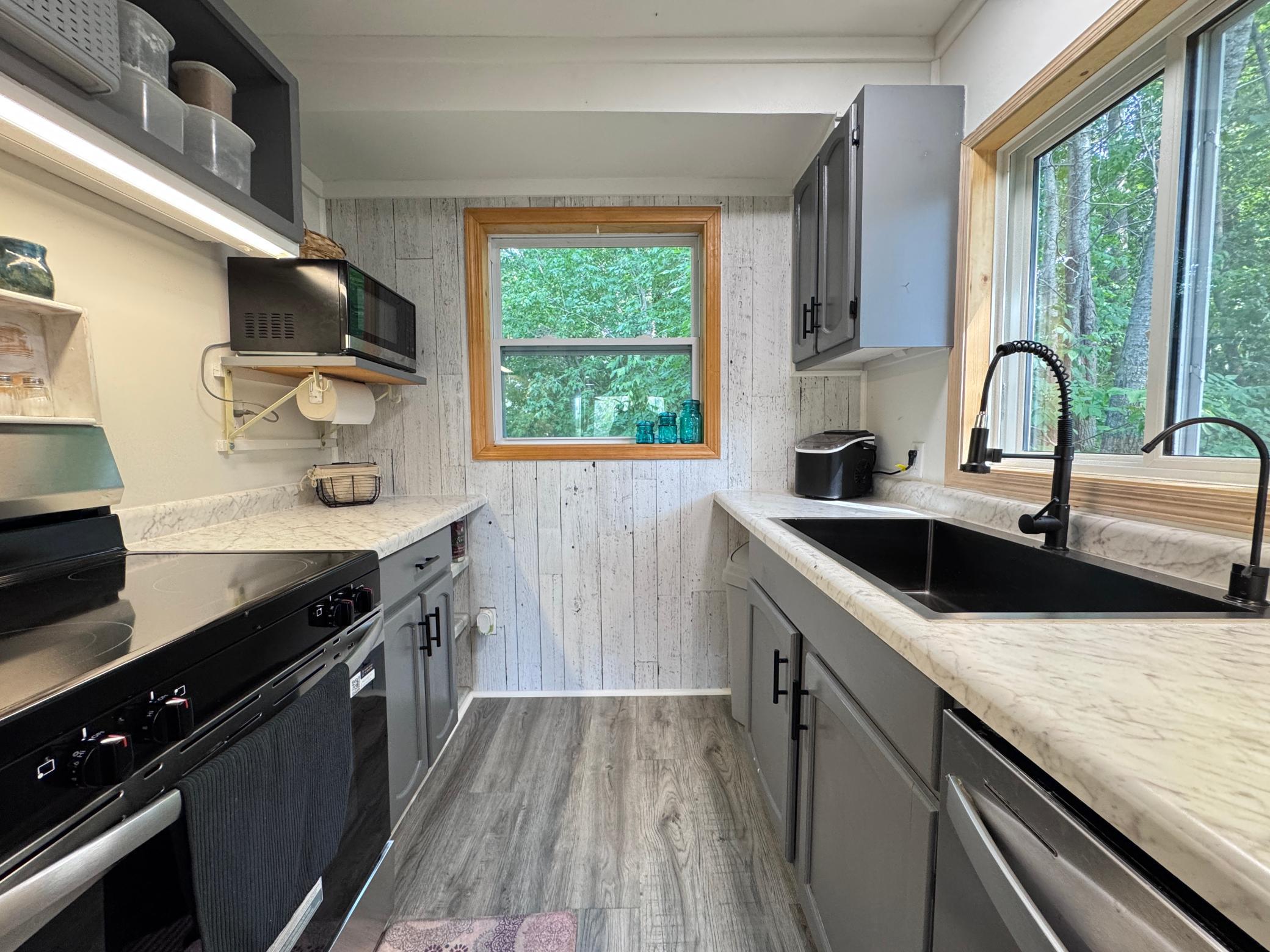 1974 single family home for sale at 40990 Diamond Lake Street in Aitkin, MN — 3 bed, 2 bath (photo 31 of 52)