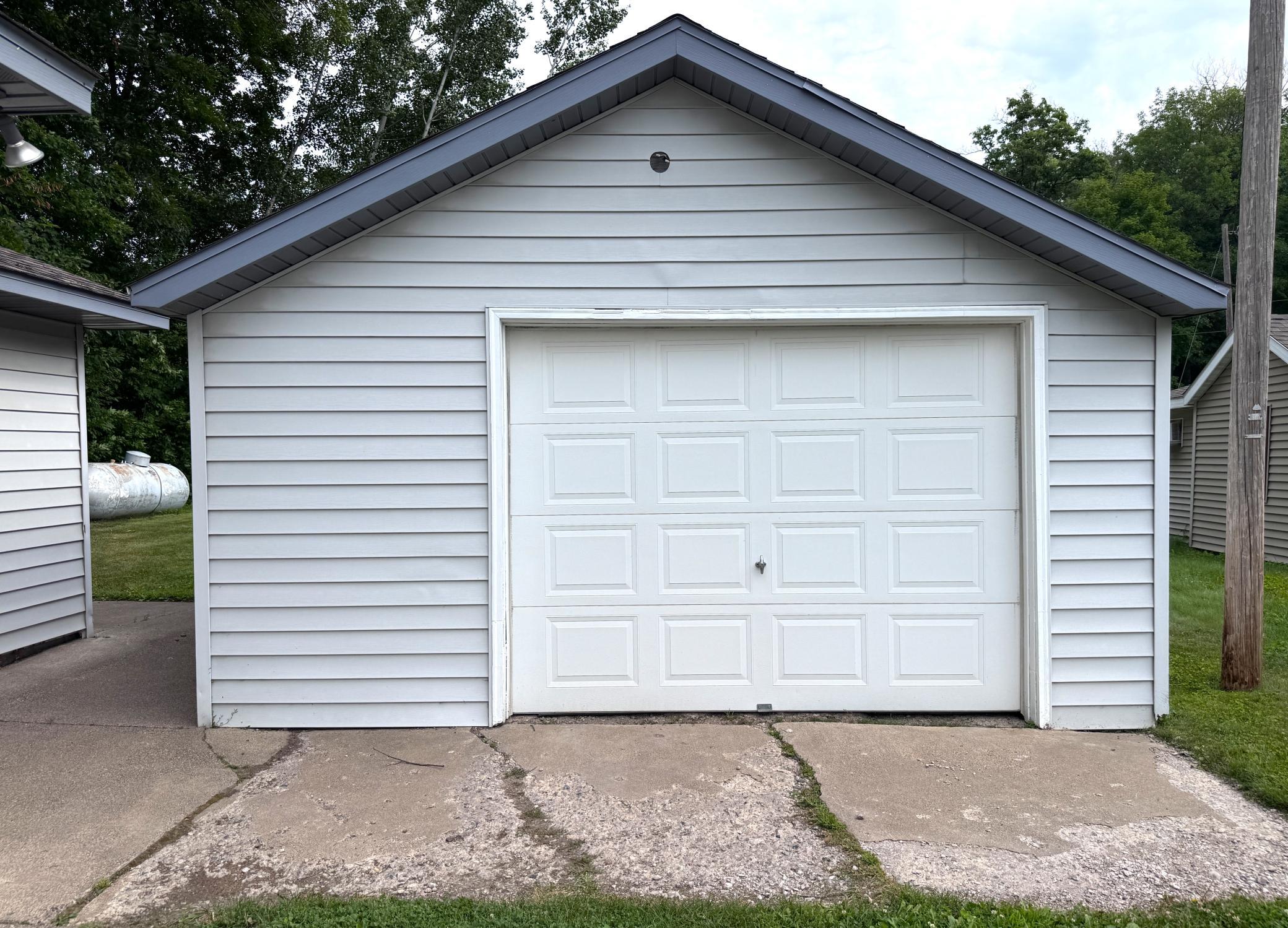 1956 single family home for sale at 35922 500th Lane in Palisade, MN — 2 bed, 1 bath (photo 12 of 46)