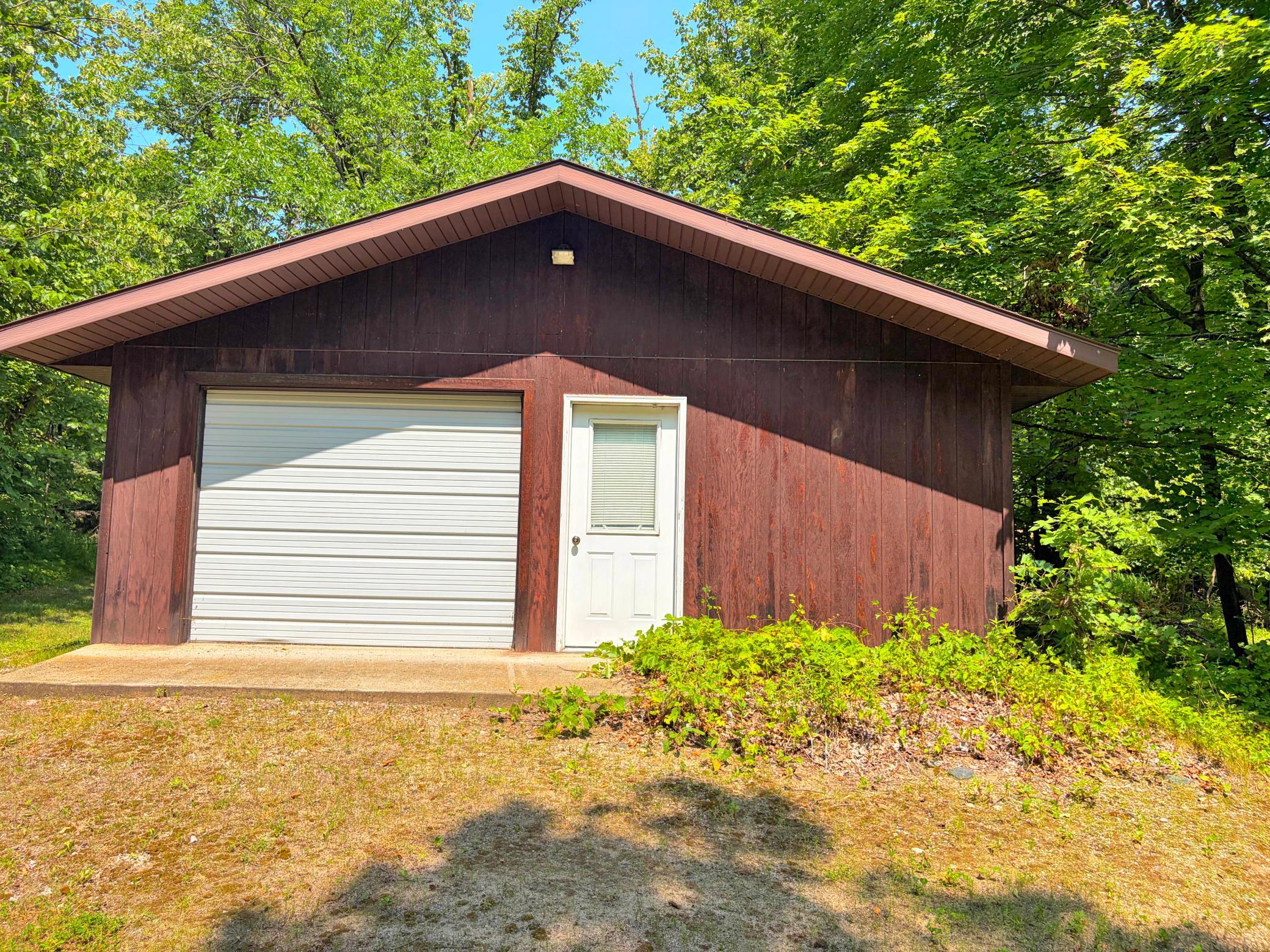 1058 Woodsmen Court NE, Alexandria MN 56308 - Photo 5 of 14