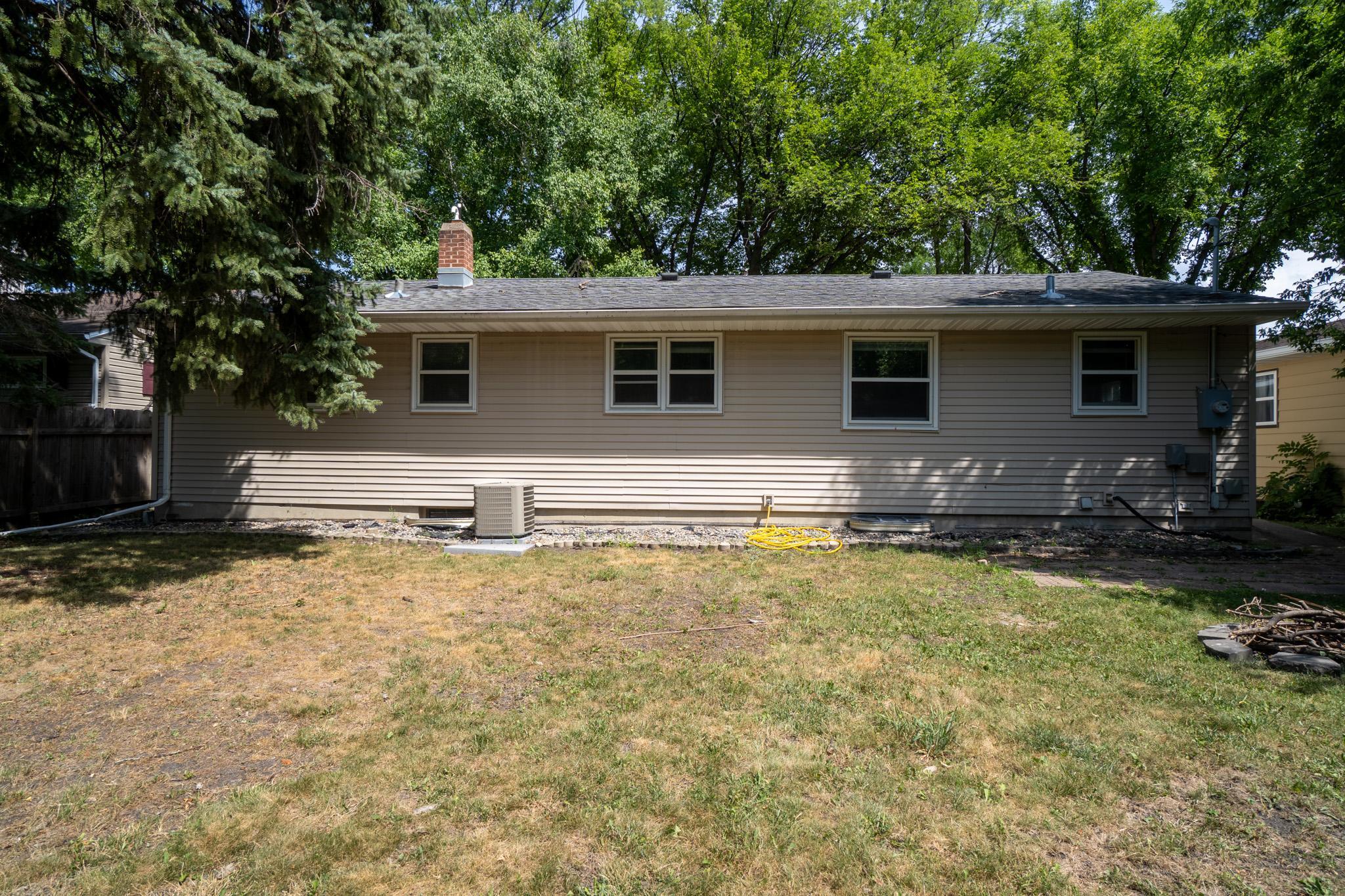 1503 15th Street S, Moorhead MN 56560 - Photo 20 of 20