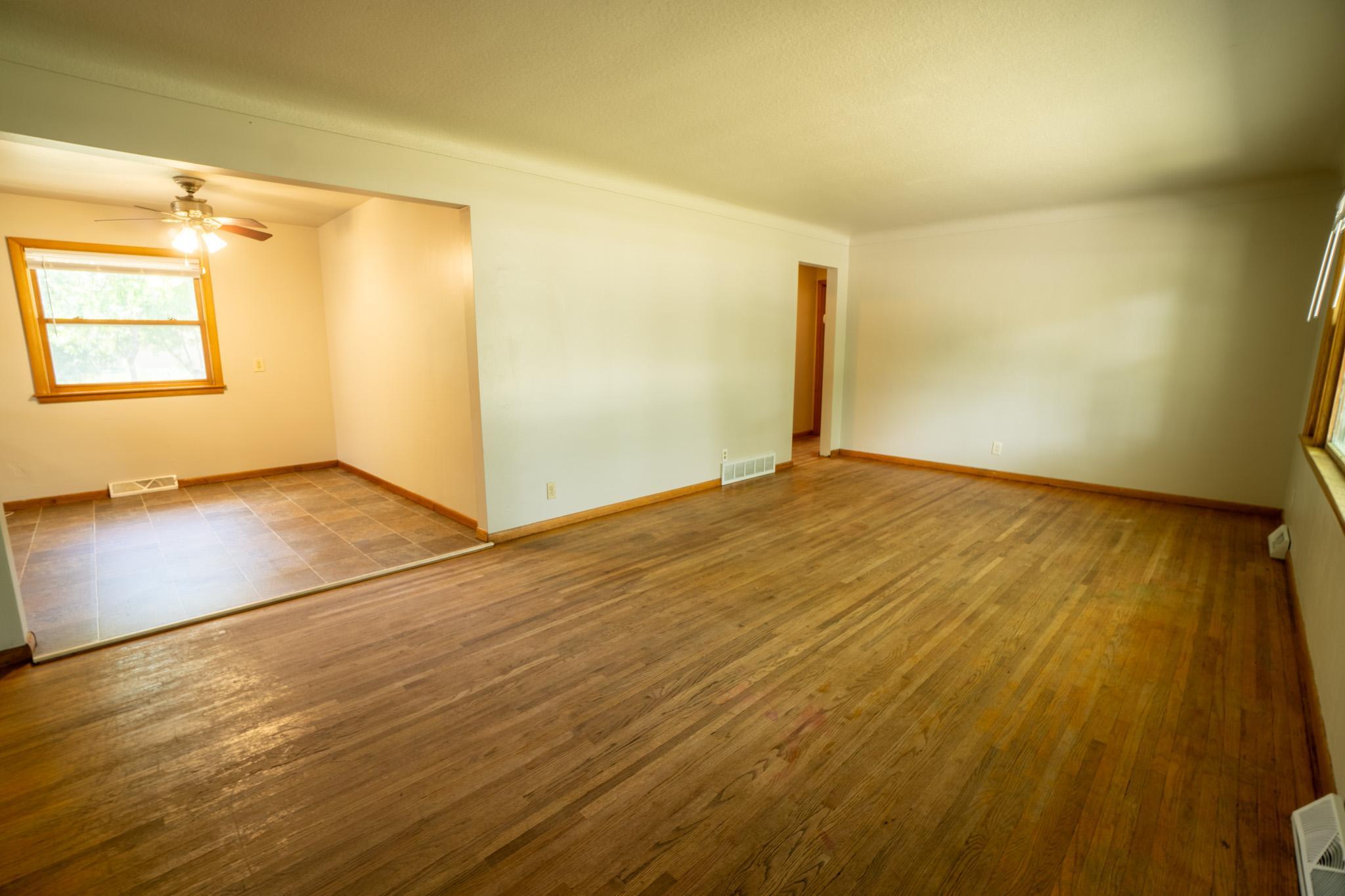 1503 15th Street S, Moorhead MN 56560 - Photo 3 of 20