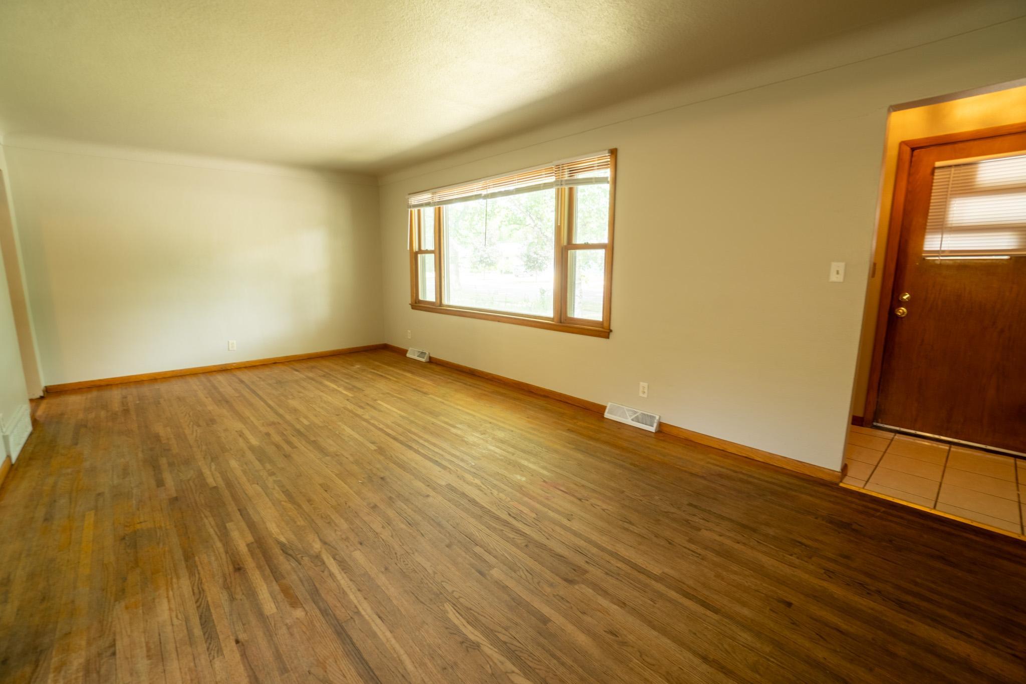 1503 15th Street S, Moorhead MN 56560 - Photo 4 of 20