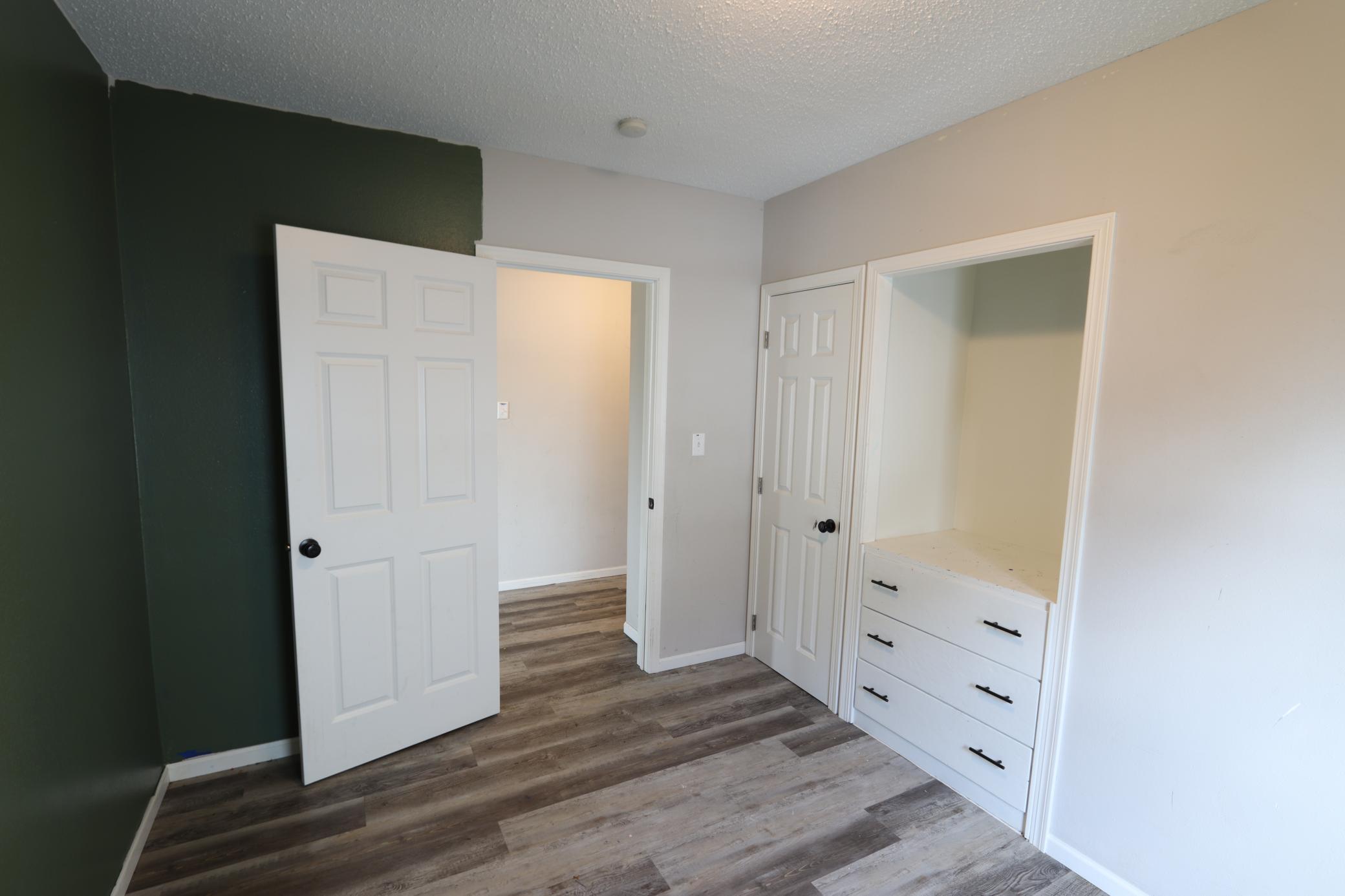 1944 single family home for sale at 105 Atlantic Avenue E in Badger, MN — 3 bed, 1 bath (photo 12 of 31)