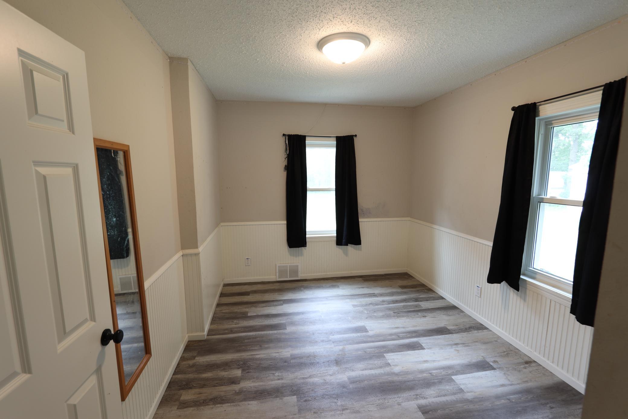 1944 single family home for sale at 105 Atlantic Avenue E in Badger, MN — 3 bed, 1 bath (photo 17 of 31)