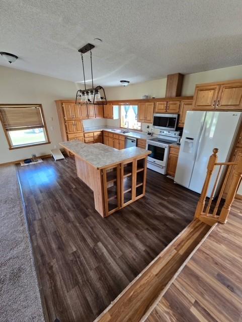 2001 single family home for sale at 417 5th Avenue SE in Baudette, MN — 3 bed, 2 bath (photo 13 of 22)