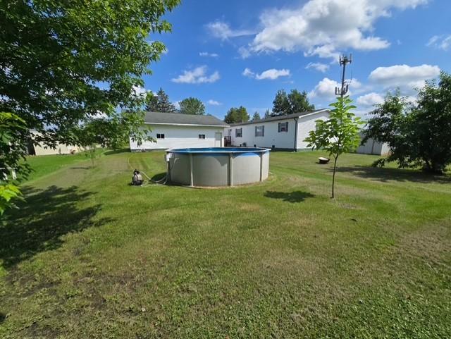 2001 single family home for sale at 417 5th Avenue SE in Baudette, MN — 3 bed, 2 bath (photo 6 of 22)
