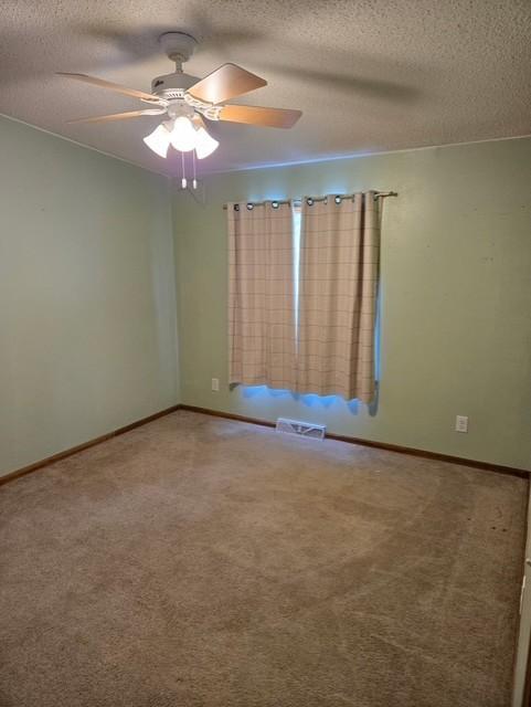 2001 single family home for sale at 417 5th Avenue SE in Baudette, MN — 3 bed, 2 bath (photo 10 of 22)