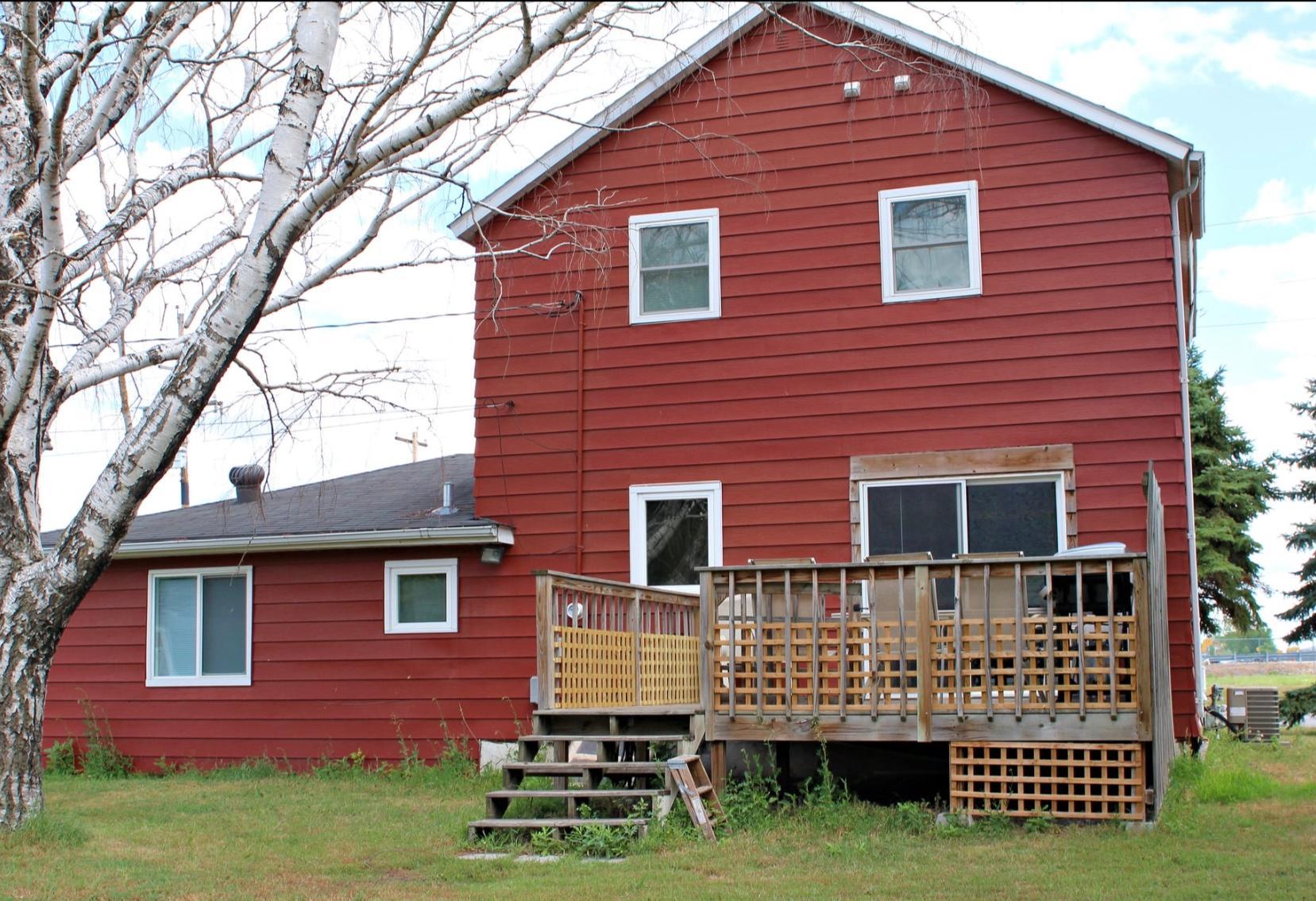 107 7th Street SE, Dilworth MN 56529 - Photo 4 of 39