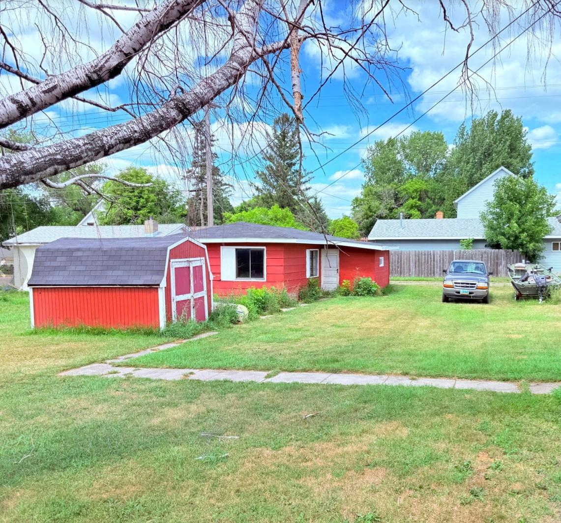 107 7th Street SE, Dilworth MN 56529 - Photo 7 of 39