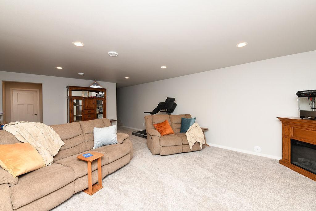 2723 W Westwood Street W, West Fargo ND 58078 - Photo 23 of 33