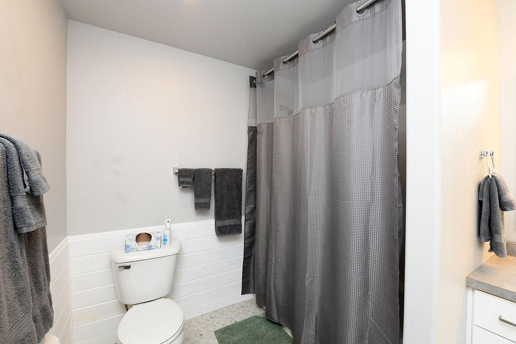 2723 W Westwood Street W, West Fargo ND 58078 - Photo 28 of 33