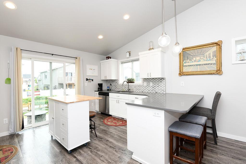 2723 W Westwood Street W, West Fargo ND 58078 - Photo 9 of 33