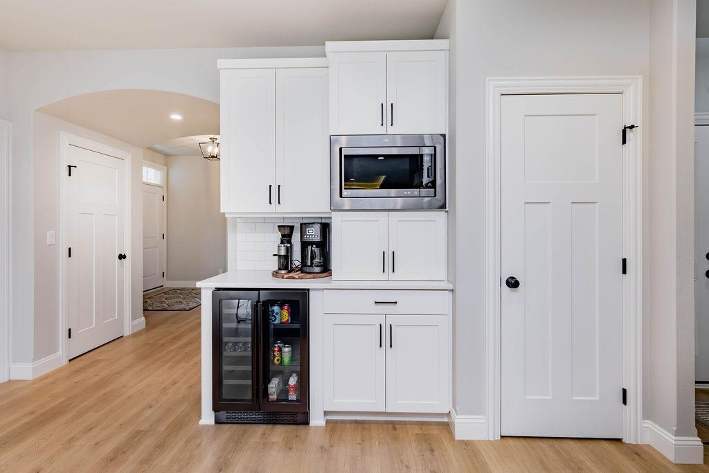 813 Rania Way W, West Fargo ND 58078 - Photo 11 of 47