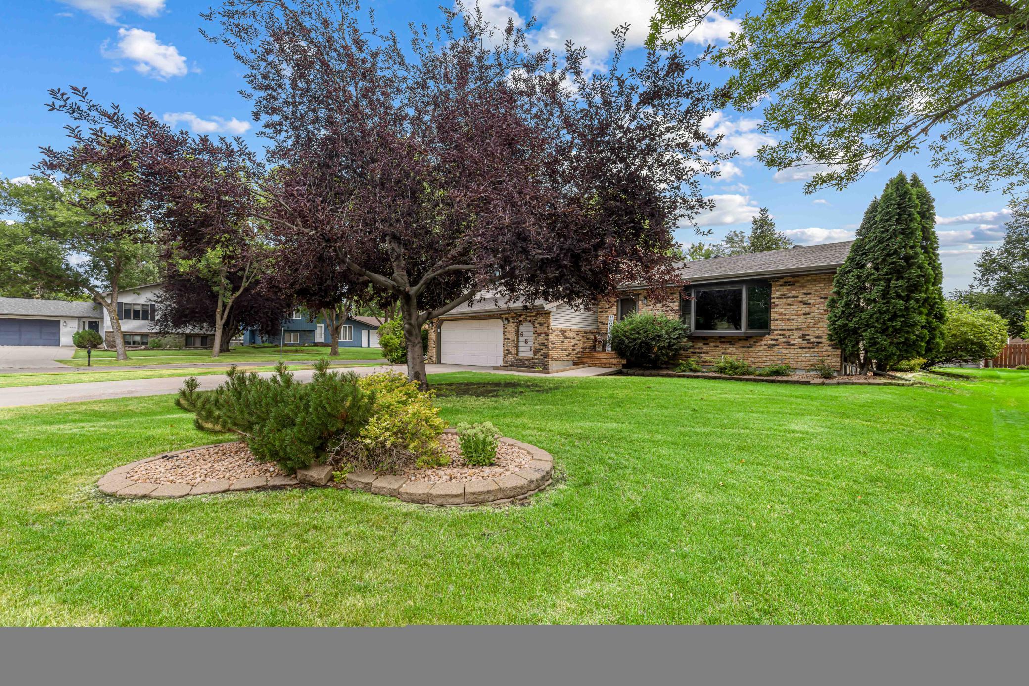 681 Cottonwood Court, West Fargo ND 58078 - Photo 4 of 62