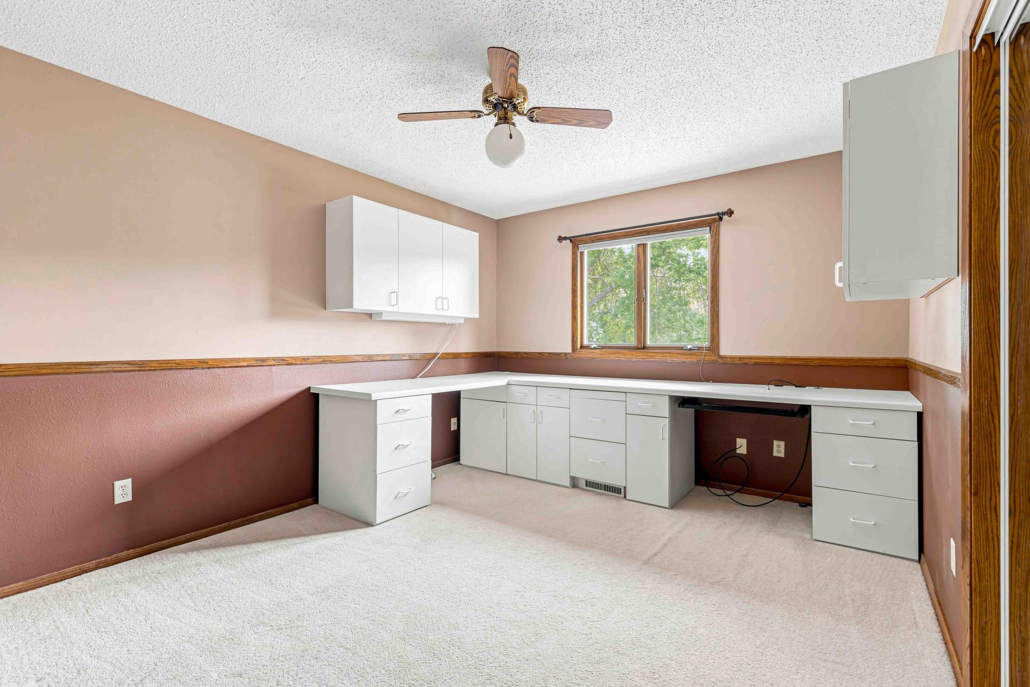 1978 single family home for sale at 681 Cottonwood Court in West Fargo, ND — 3 bed, 3 bath (photo 47 of 49)