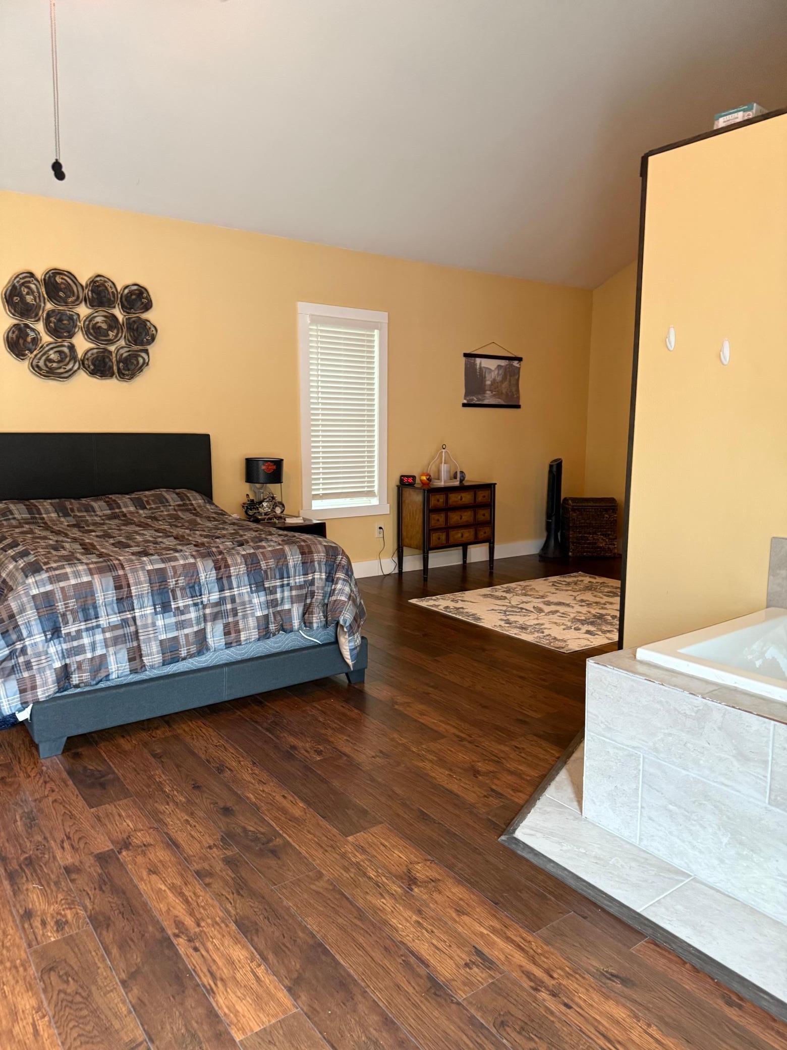 1903 single family home for sale at 352 3rd Avenue S in Casselton, ND — 2 bed, 3 bath (photo 28 of 47)
