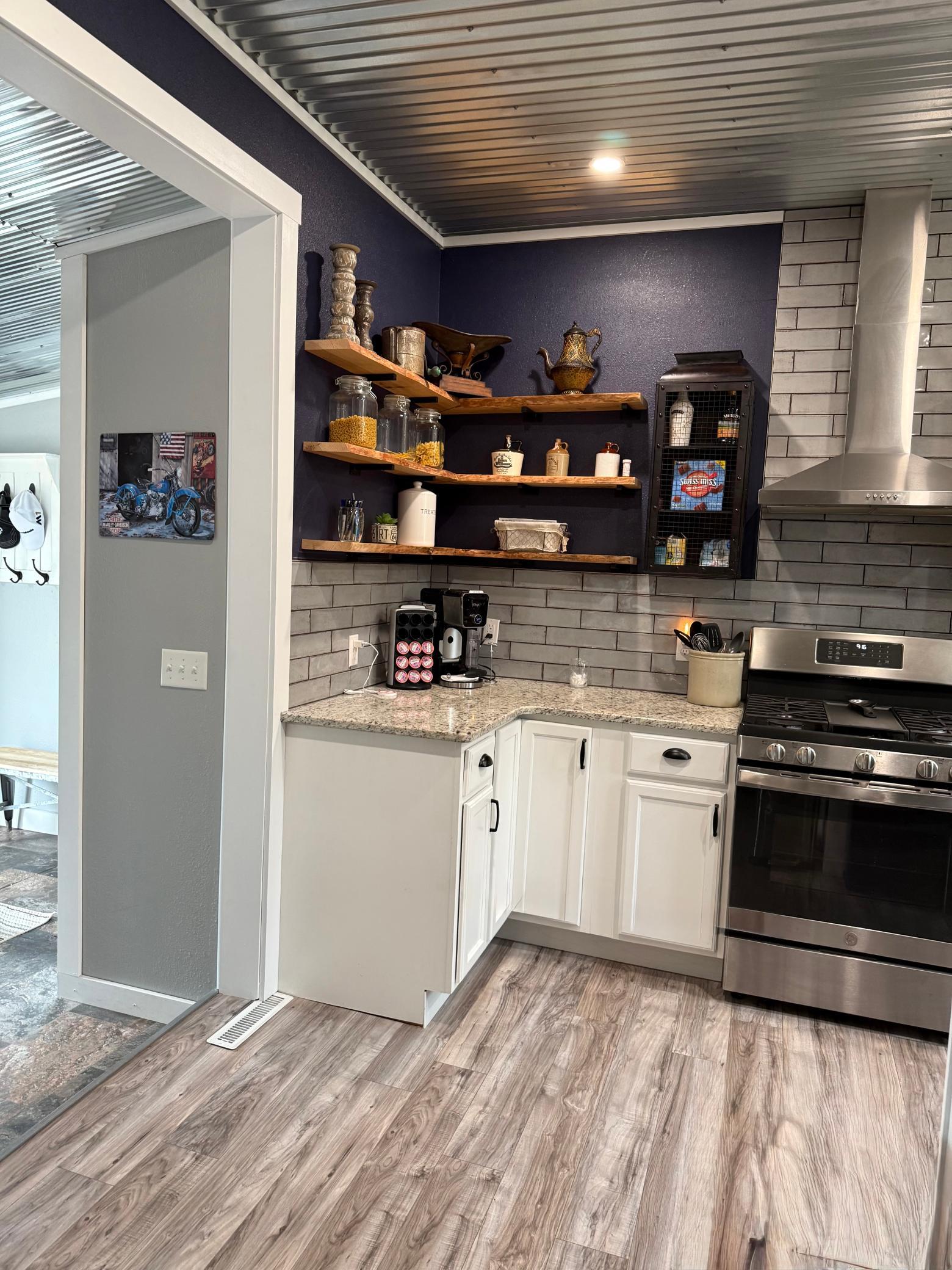1903 single family home for sale at 352 3rd Avenue S in Casselton, ND — 2 bed, 3 bath (photo 9 of 47)