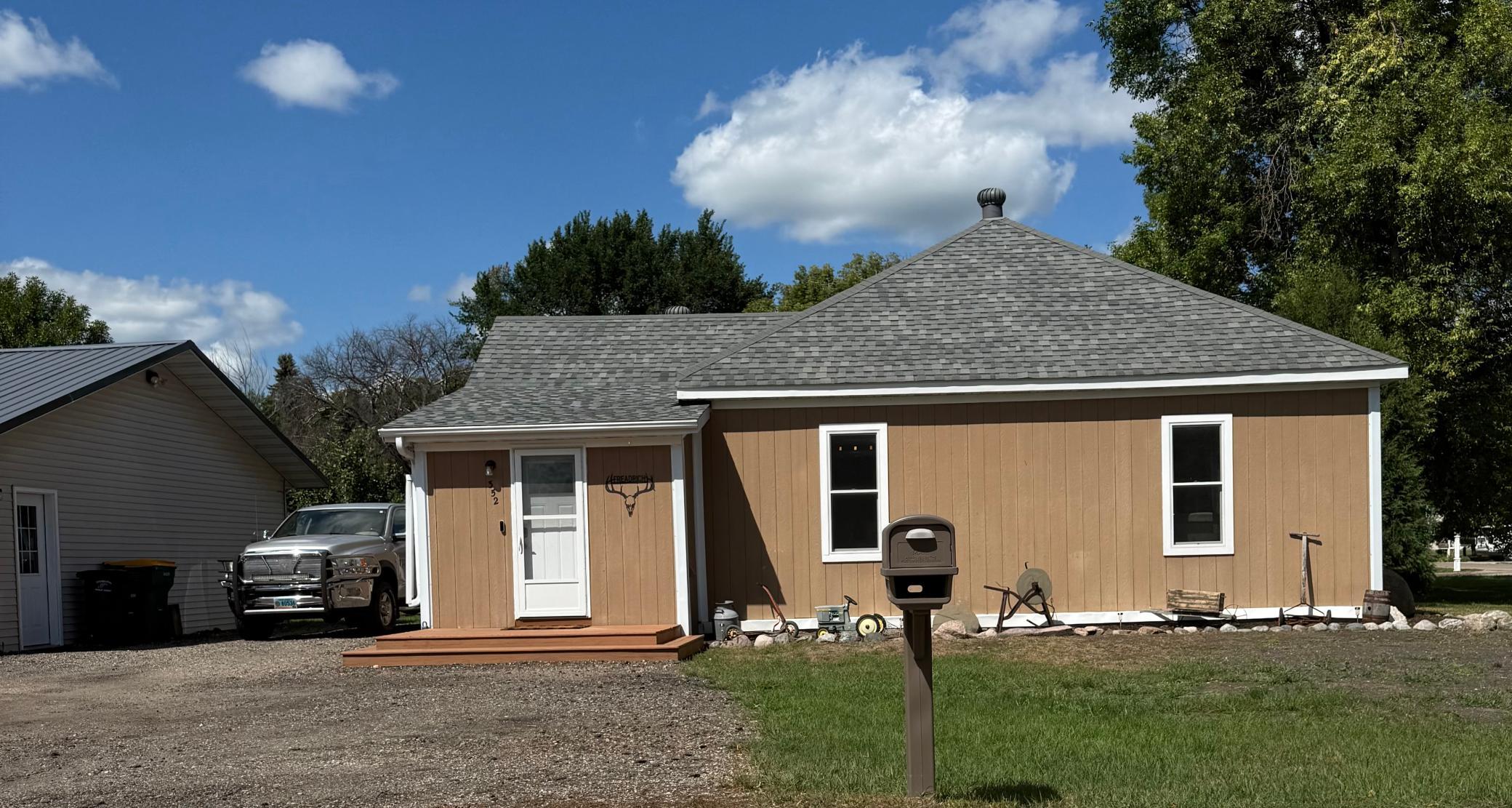 1903 single family home for sale at 352 3rd Avenue S in Casselton, ND — 2 bed, 3 bath (photo 43 of 43)