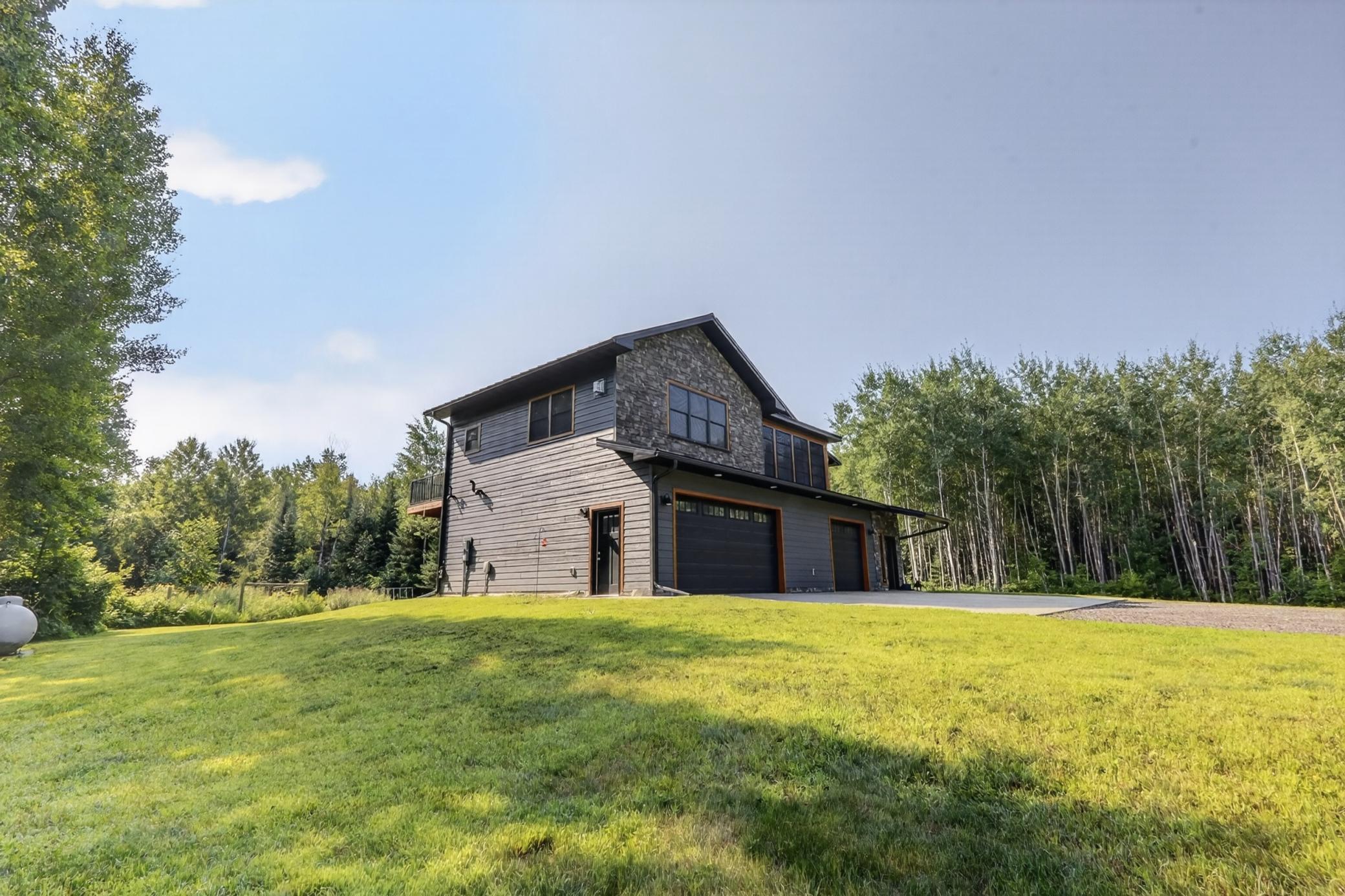 2019 single family home for sale at 58946 Scenic Highway in Bigfork, MN — 2 bed, 2 bath (photo 41 of 70)