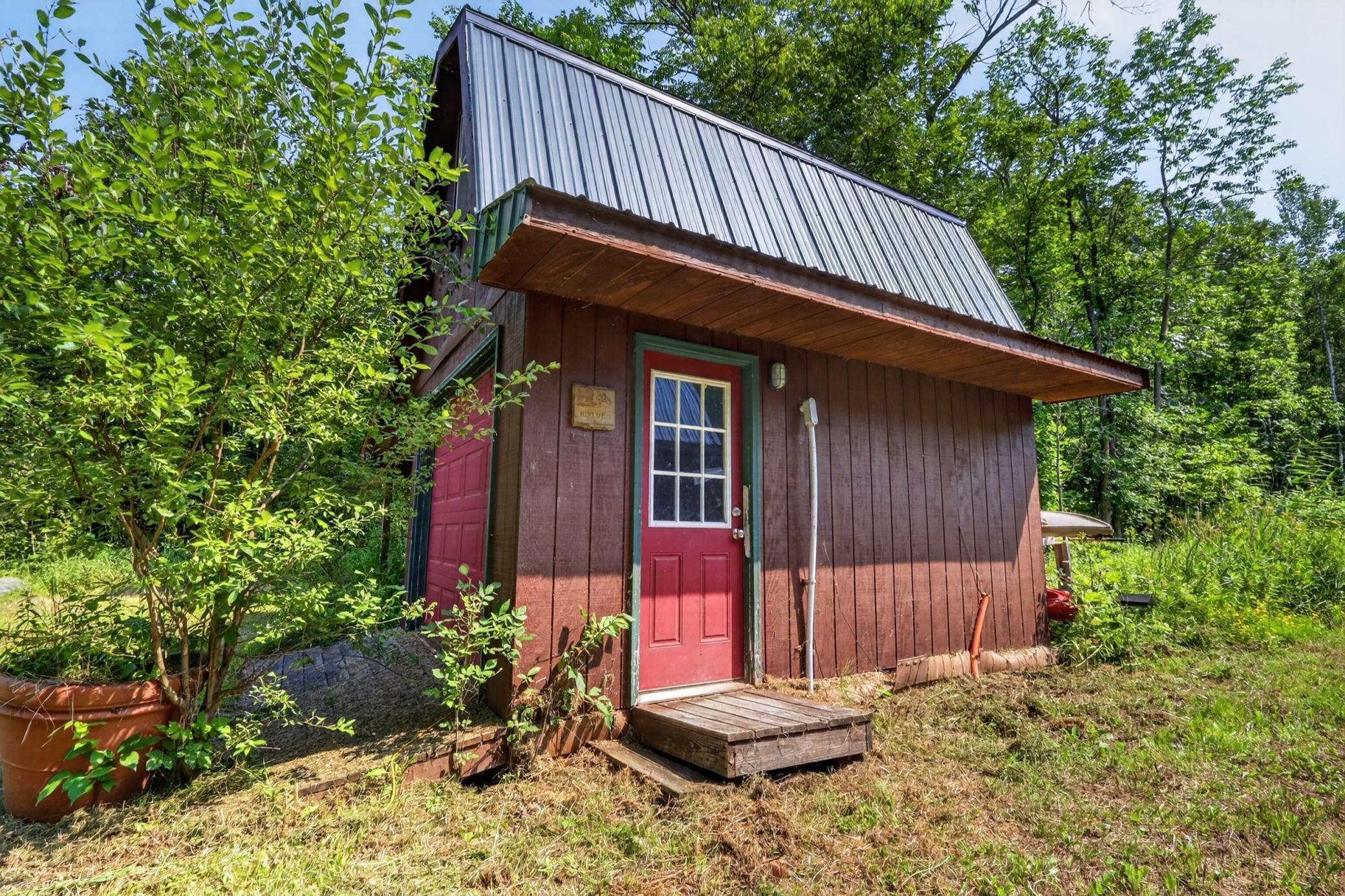 2019 single family home for sale at 58946 Scenic Highway in Bigfork, MN — 2 bed, 2 bath (photo 51 of 70)