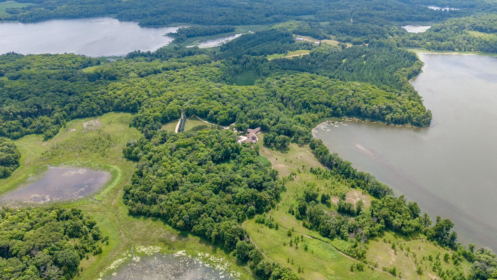 1995 single family home for sale at 51383 Bucks Mill Road in Detroit Lakes, MN — 5 bed, 4 bath (photo 14 of 79)