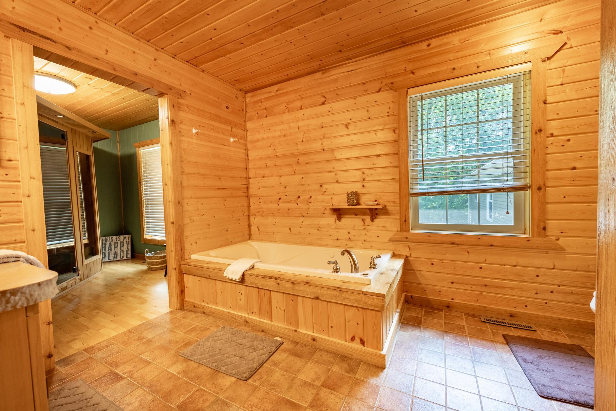 1995 single family home for sale at 51383 Bucks Mill Road in Detroit Lakes, MN — 5 bed, 4 bath (photo 56 of 79)
