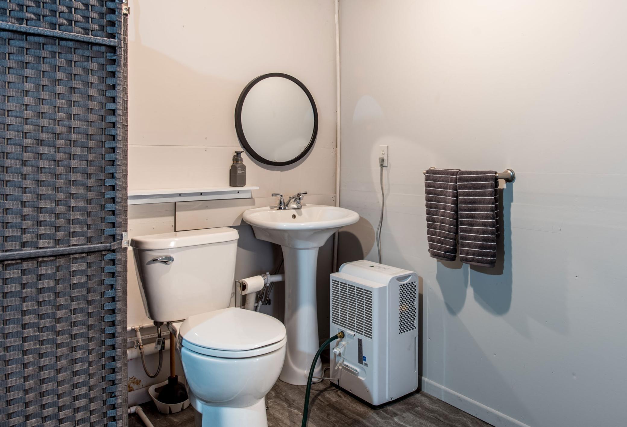 1927 single family home for sale at 1307 Cedar Street in Alexandria, MN — 2 bed, 2 bath (photo 19 of 28)
