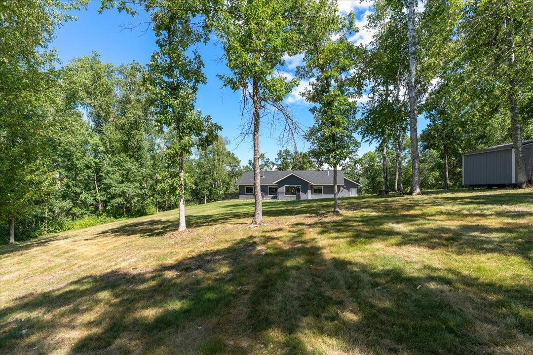 2024 single family home for sale at 29887 Suffolk Drive in Pequot Lakes, MN — 3 bed, 2 bath (photo 12 of 31)