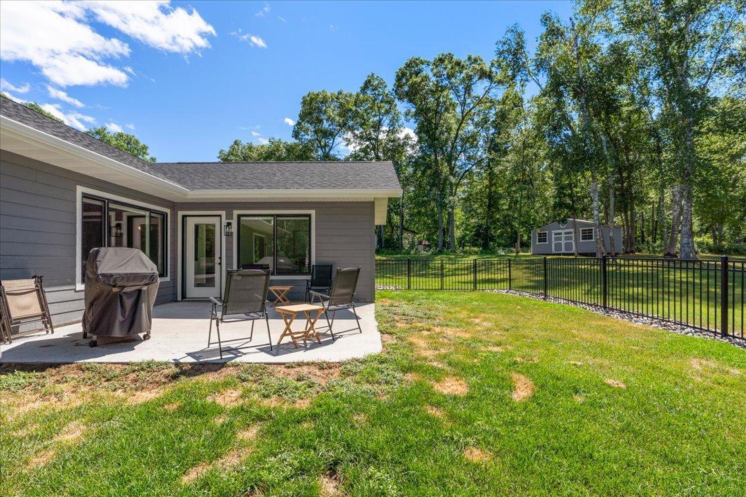 2024 single family home for sale at 29887 Suffolk Drive in Pequot Lakes, MN — 3 bed, 2 bath (photo 14 of 31)