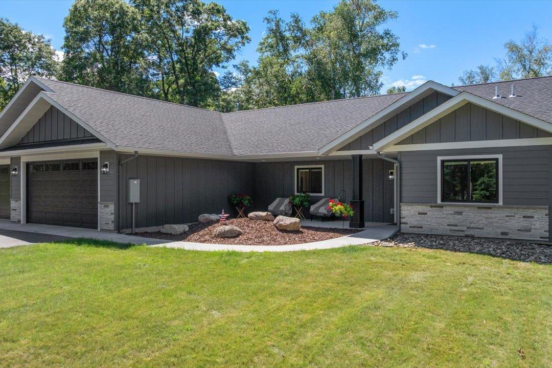 2024 single family home for sale at 29887 Suffolk Drive in Pequot Lakes, MN — 3 bed, 2 bath (photo 18 of 31)