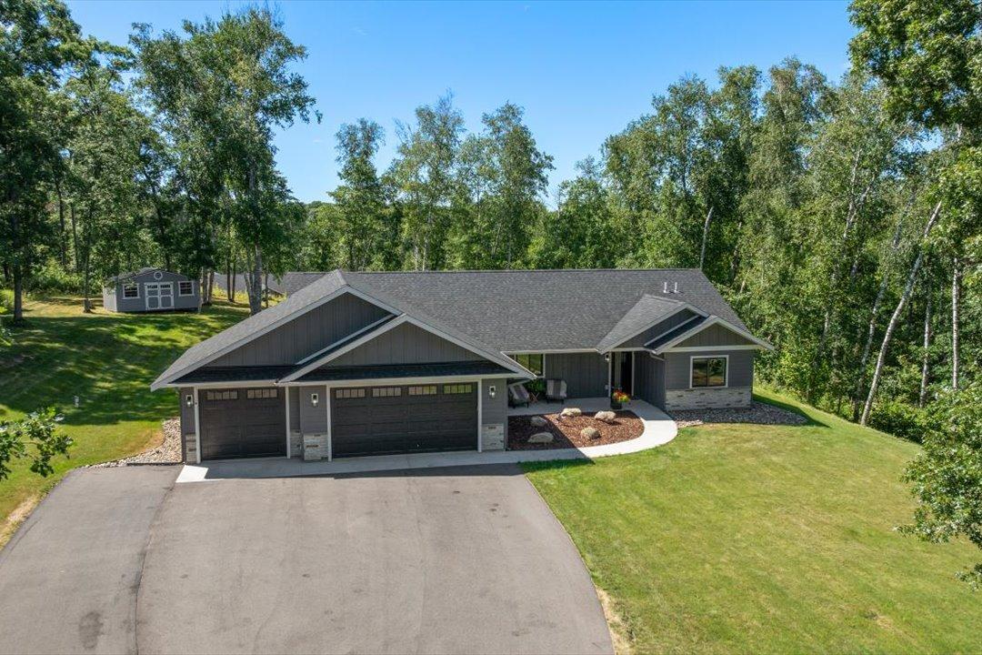 2024 single family home for sale at 29887 Suffolk Drive in Pequot Lakes, MN — 3 bed, 2 bath (photo 19 of 31)