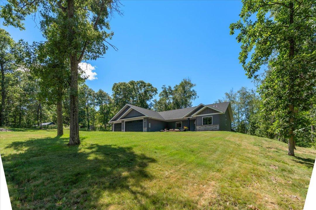 2024 single family home for sale at 29887 Suffolk Drive in Pequot Lakes, MN — 3 bed, 2 bath (photo 3 of 31)