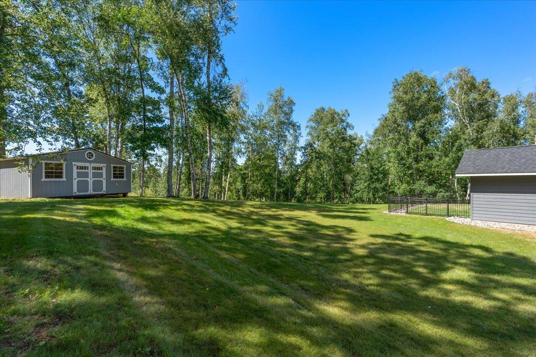 2024 single family home for sale at 29887 Suffolk Drive in Pequot Lakes, MN — 3 bed, 2 bath (photo 8 of 31)