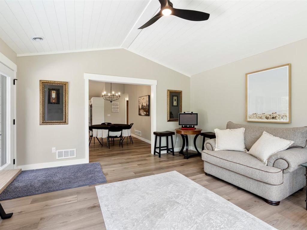 2024 single family home for sale at 29887 Suffolk Drive in Pequot Lakes, MN — 3 bed, 2 bath (photo 14 of 61)