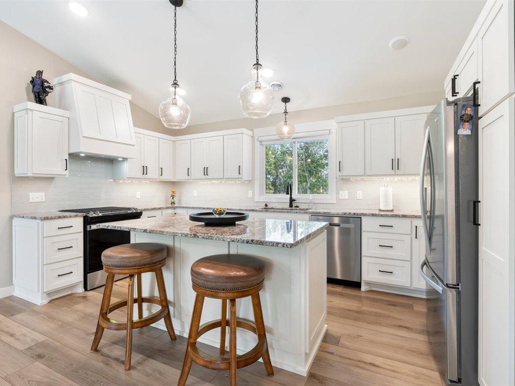 2024 single family home for sale at 29887 Suffolk Drive in Pequot Lakes, MN — 3 bed, 2 bath (photo 3 of 61)
