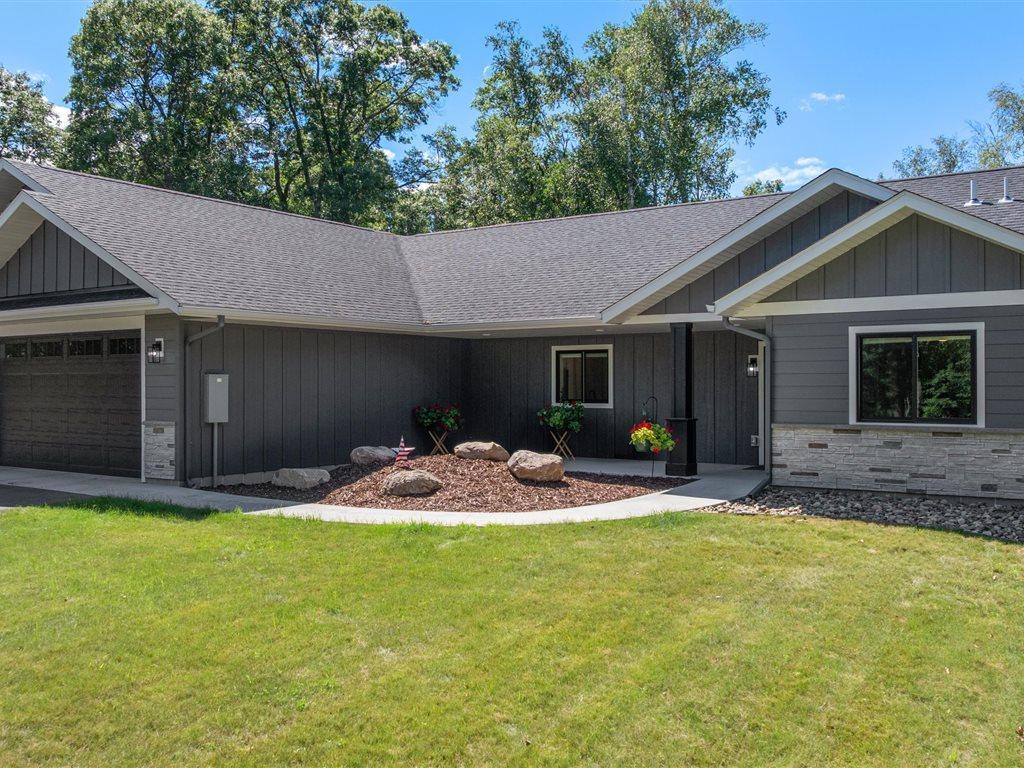 2024 single family home for sale at 29887 Suffolk Drive in Pequot Lakes, MN — 3 bed, 2 bath (photo 41 of 61)