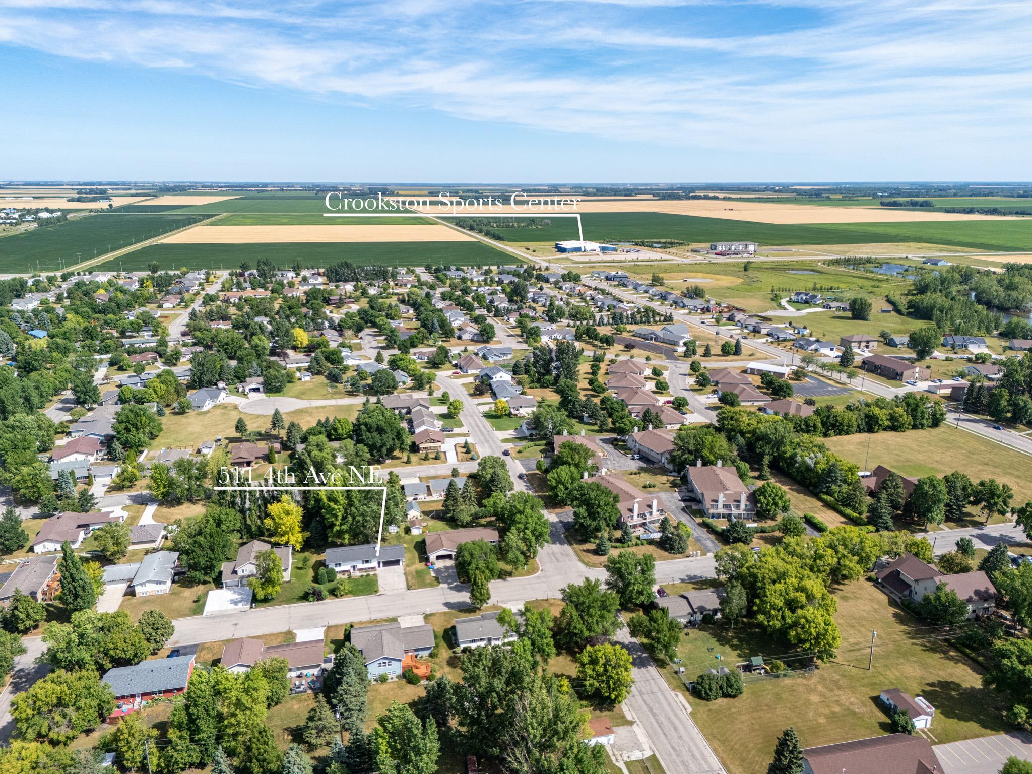 1977 single family home for sale at 511 4th Avenue NE in Crookston, MN — 4 bed, 2 bath (photo 28 of 35)