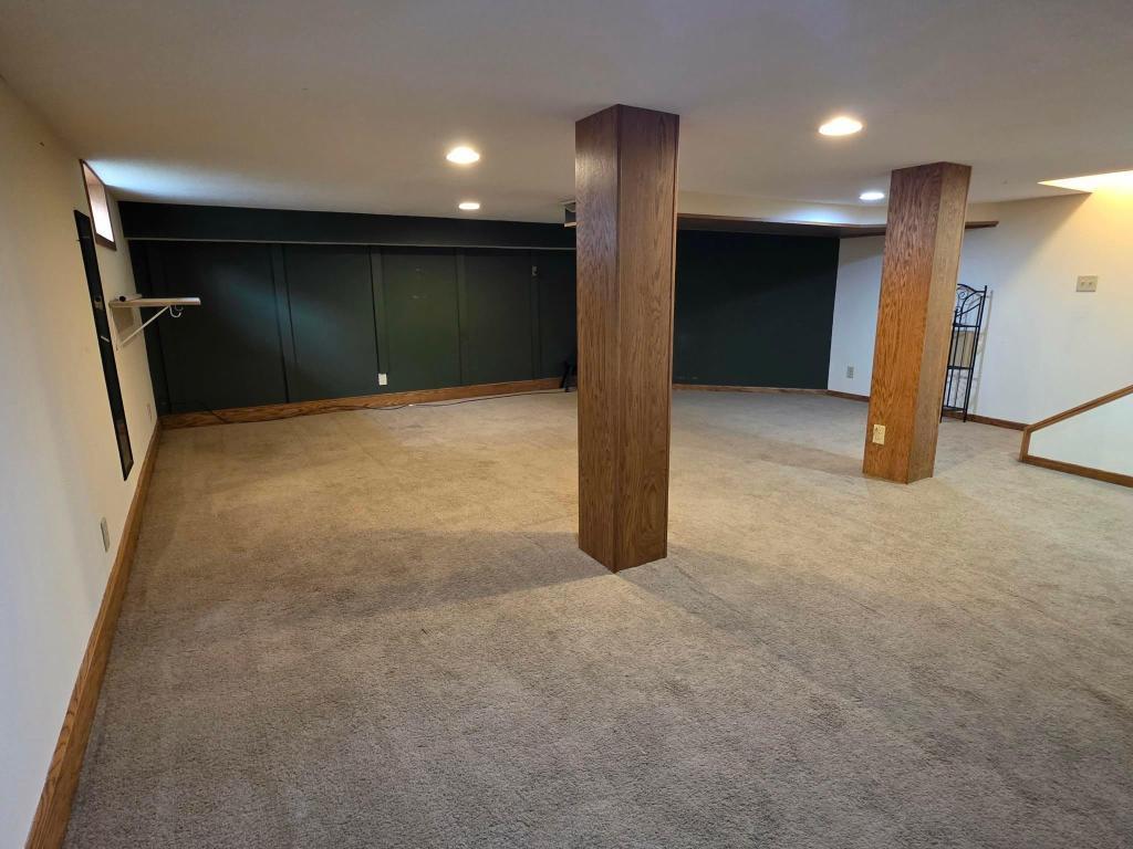 1233 8th Avenue NE, Brainerd MN 56401 - Photo 9 of 14