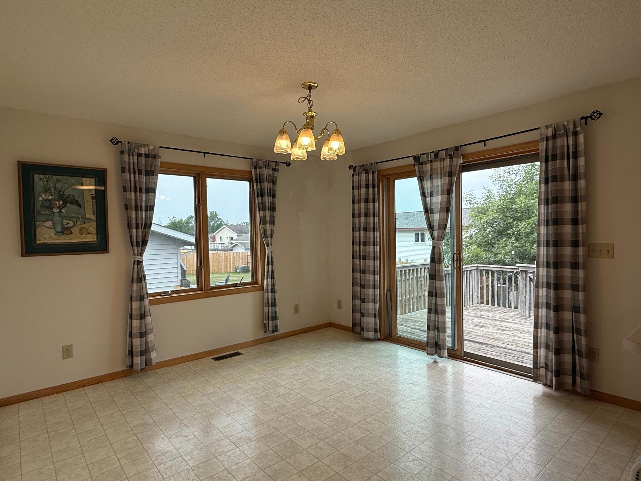 215 Gould Avenue NE, Bemidji MN 56601 - Photo 9 of 30