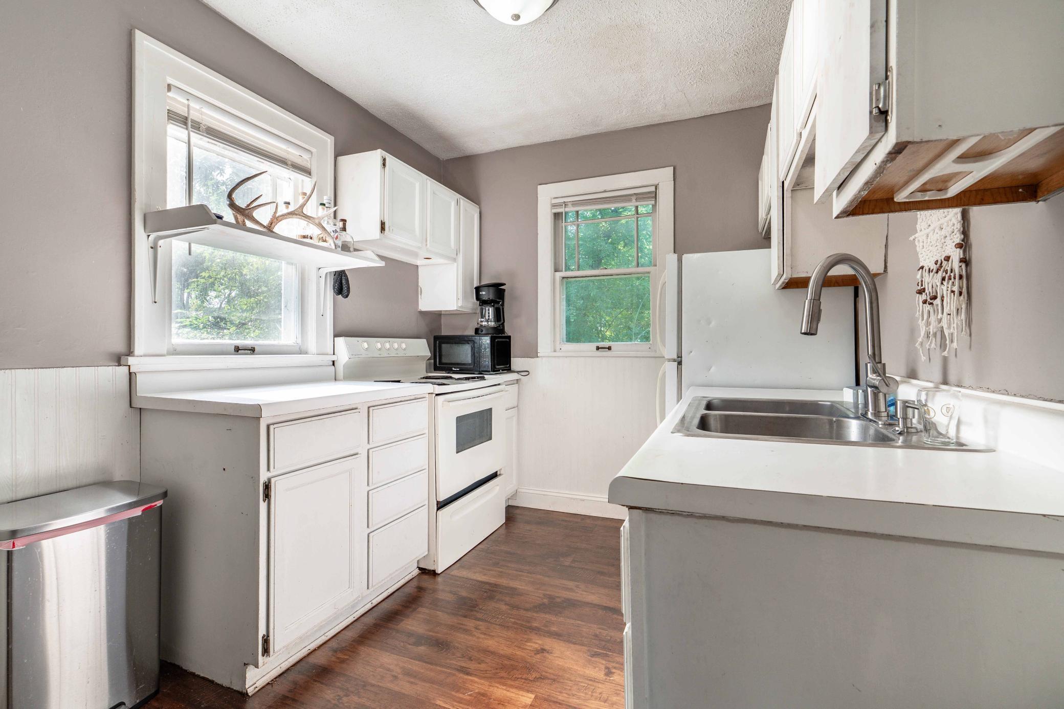 1927 single family home for sale at 211 W Channing Avenue in Fergus Falls, MN — 1 bed, 1 bath (photo 18 of 27)