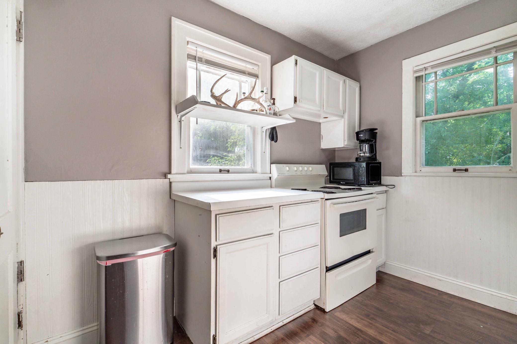1927 single family home for sale at 211 W Channing Avenue in Fergus Falls, MN — 1 bed, 1 bath (photo 19 of 27)