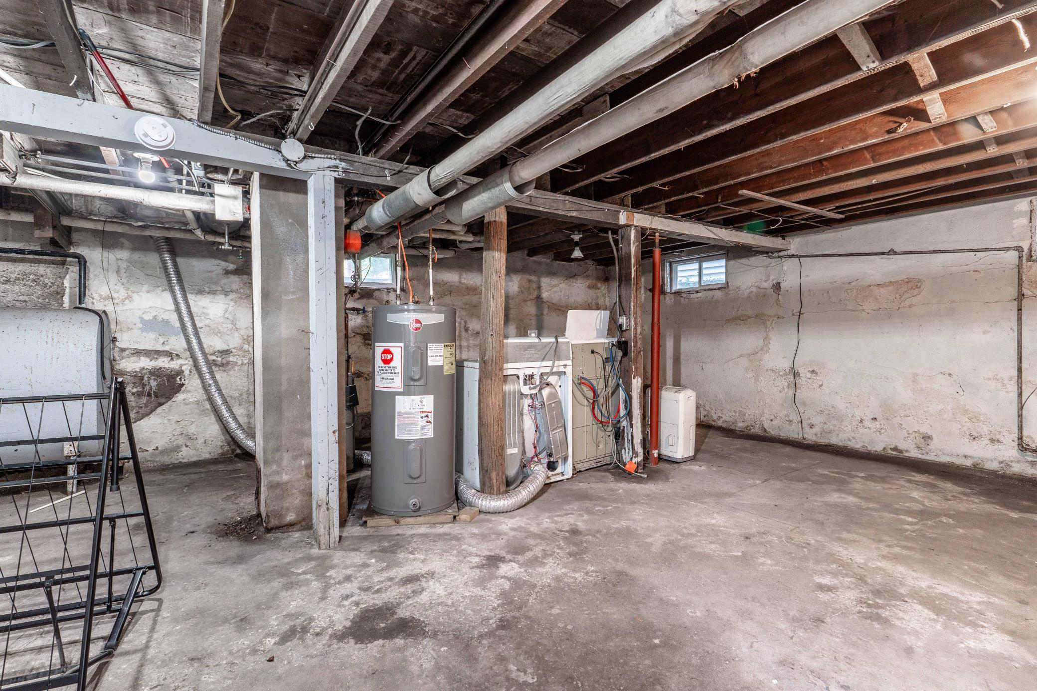 1927 single family home for sale at 211 W Channing Avenue in Fergus Falls, MN — 1 bed, 1 bath (photo 21 of 27)