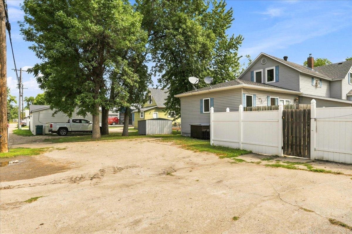 413 8th Street N, Breckenridge MN 56520 - Photo 101 of 103