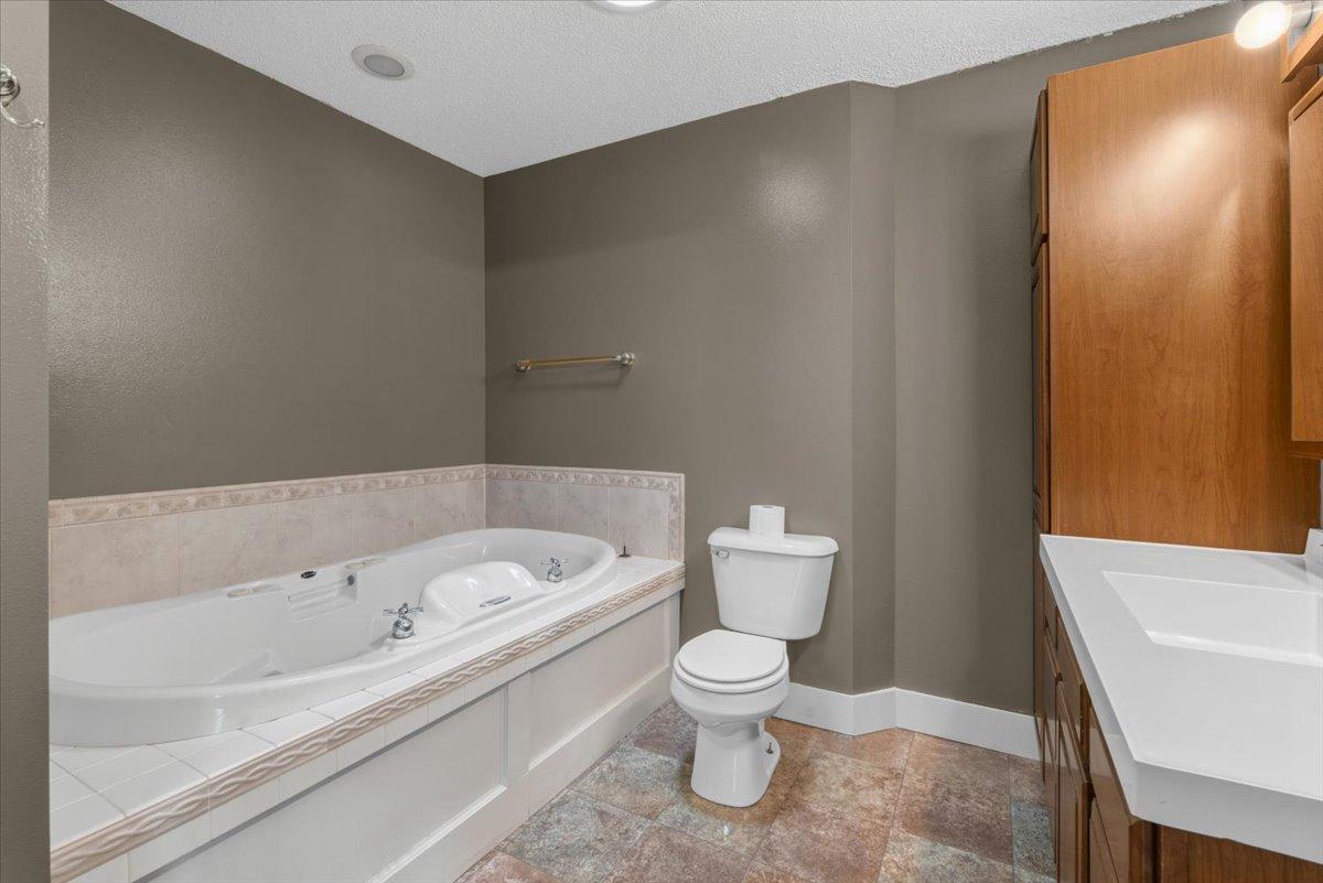 413 8th Street N, Breckenridge MN 56520 - Photo 40 of 103