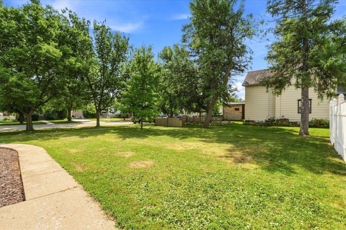 413 8th Street N, Breckenridge MN 56520 - Photo 91 of 103