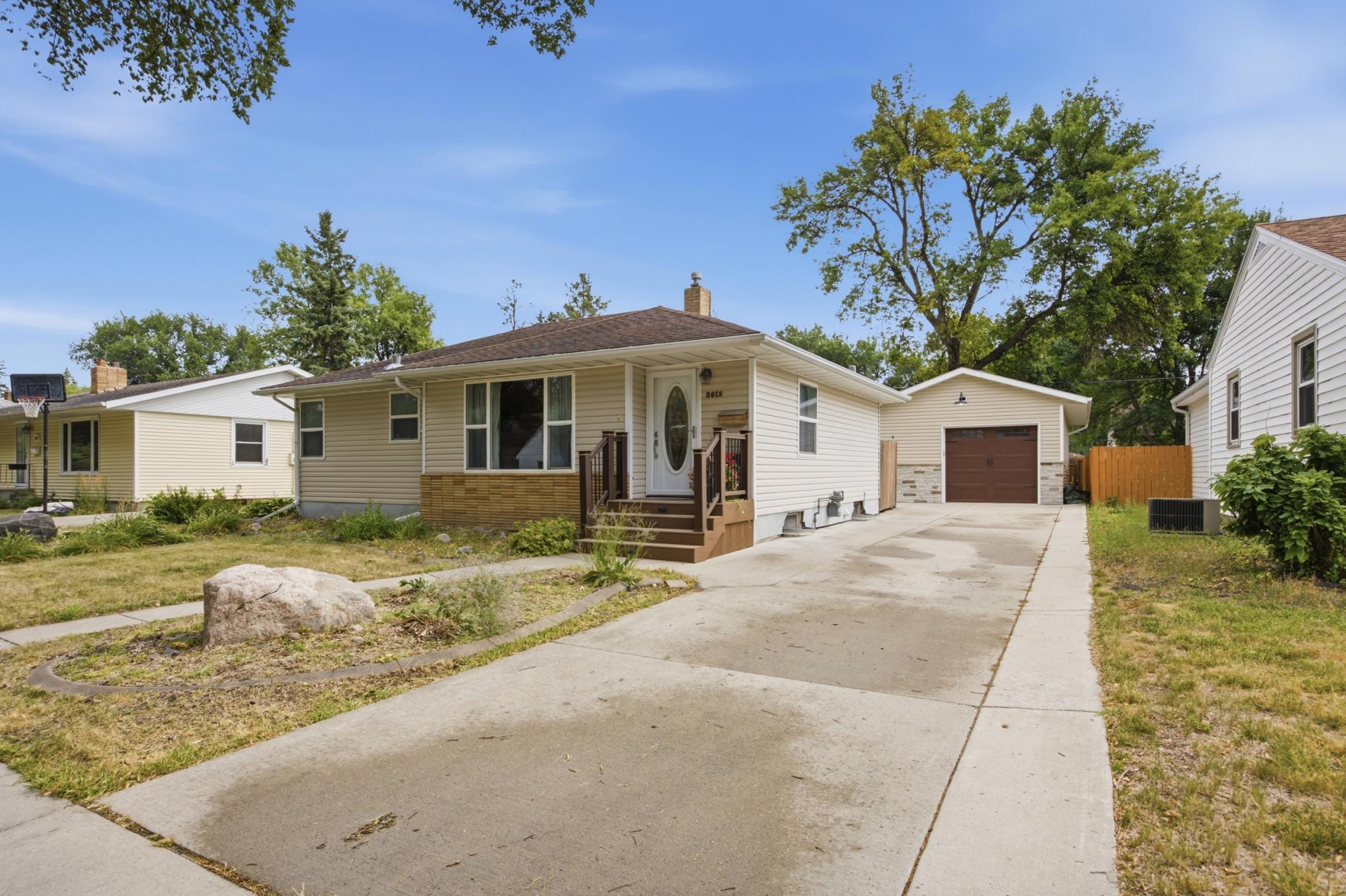 2013 7th Street N, Fargo ND 58102 - Photo 2 of 29
