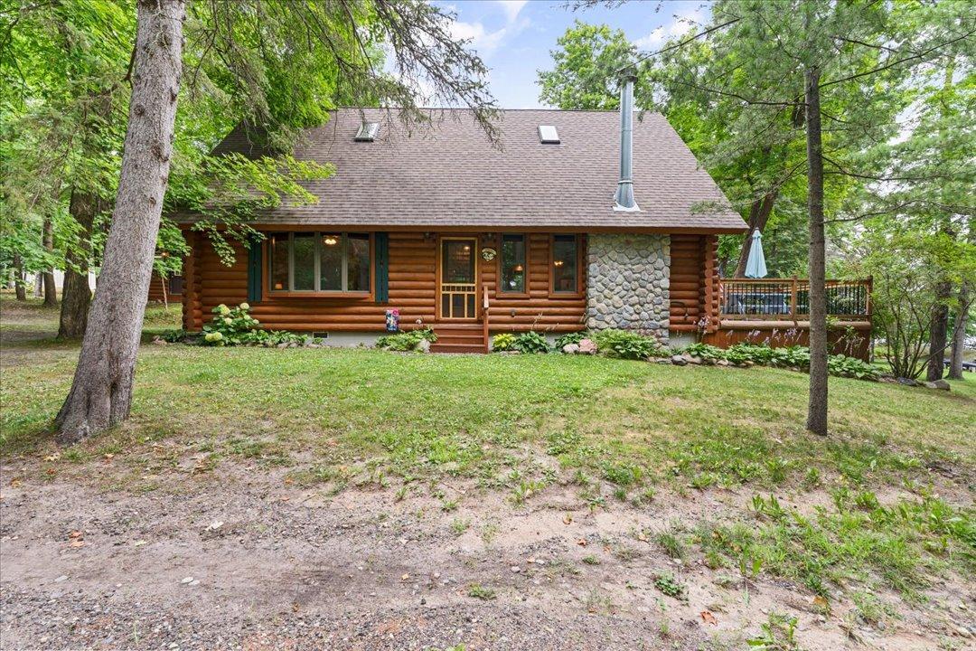 1998 single family home for sale at 940 Central Avenue N in Laporte, MN — 3 bed, 1 bath (photo 2 of 43)