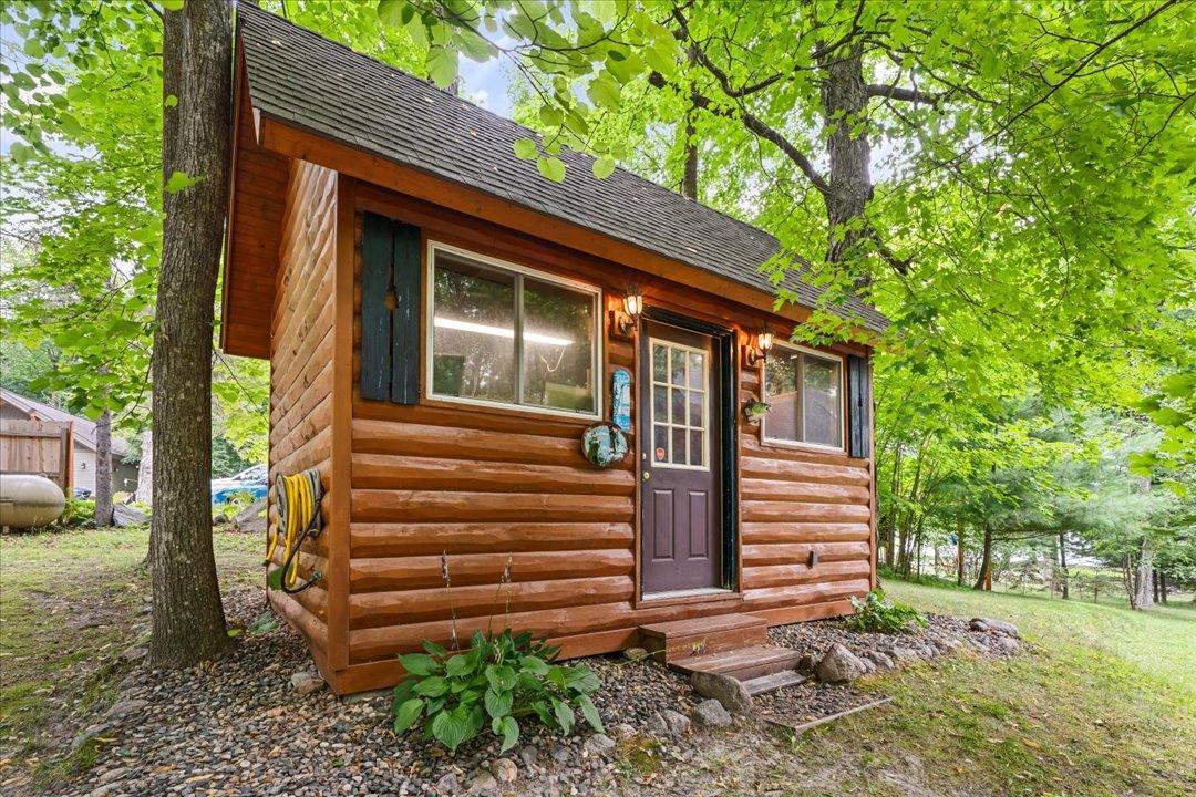 1998 single family home for sale at 940 Central Avenue N in Laporte, MN — 3 bed, 1 bath (photo 23 of 43)