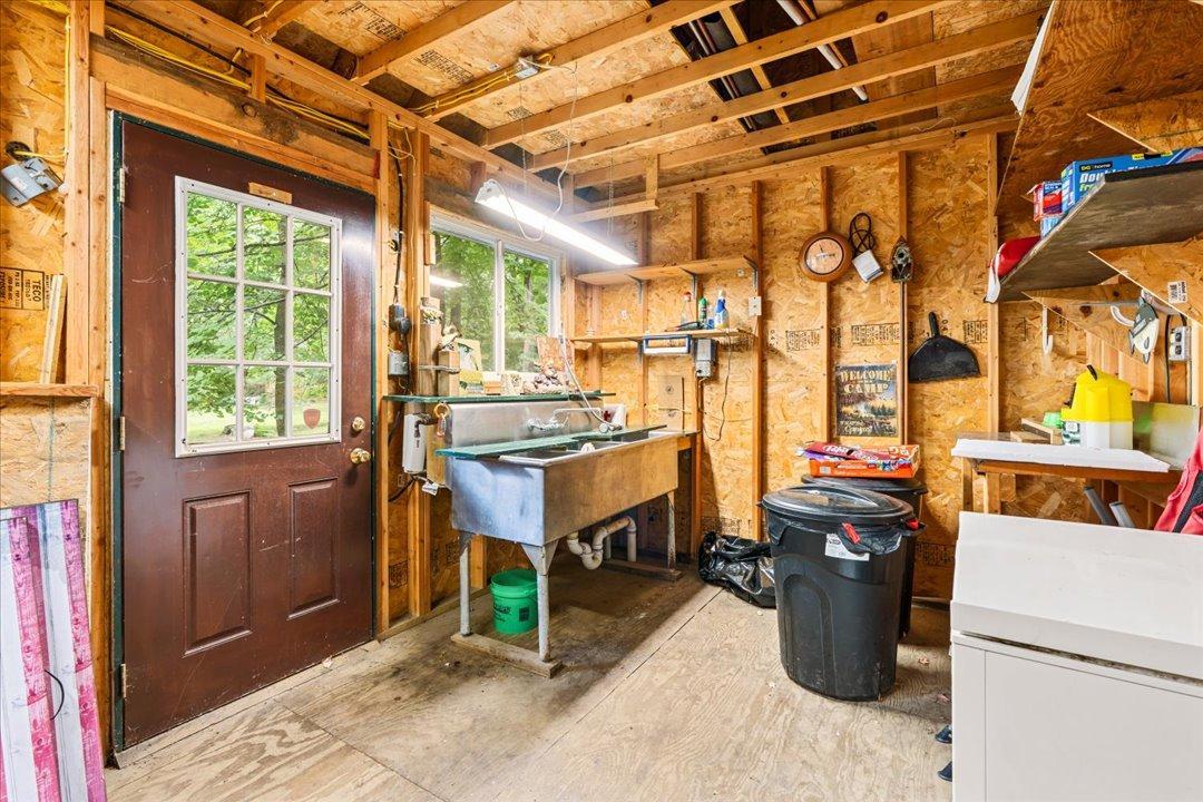 1998 single family home for sale at 940 Central Avenue N in Laporte, MN — 3 bed, 1 bath (photo 24 of 43)